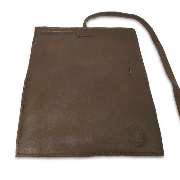 Portatabacco grande in pelle e camoscio color fango